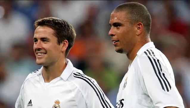 显得缺乏有 显得缺乏有